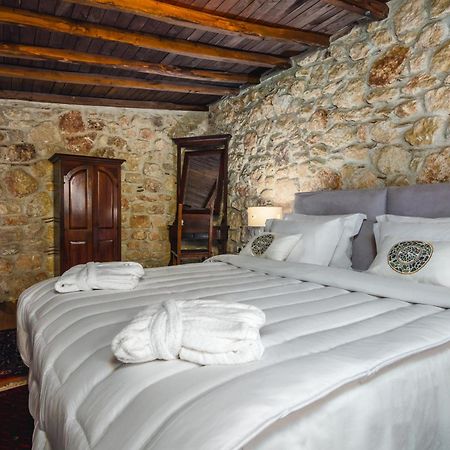 Petrino Suites Hotel Afytos Esterno foto