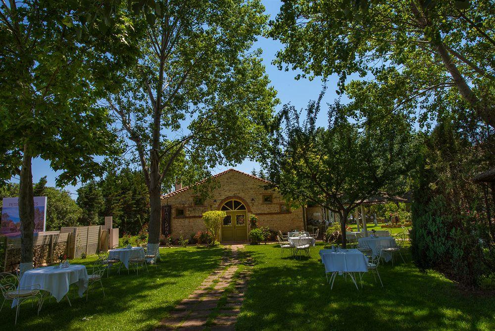 Petrino Suites Hotel Afytos Esterno foto