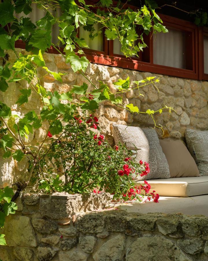 Petrino Suites Hotel Afytos Esterno foto