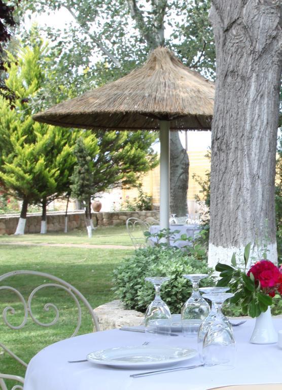 Petrino Suites Hotel Afytos Esterno foto